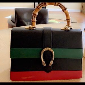 Gucci Bags - GUCCI Dionysus Medium Top Handle Bag!! Gucci Bags - GUCCI Dionysus Medium Top Handle Bag!!